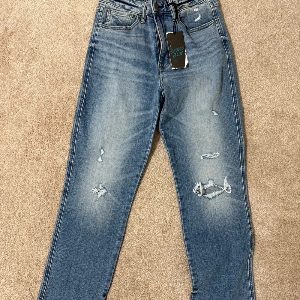 Studio Blue Women's Distressed Straight Leg Jeans - Medium Blue